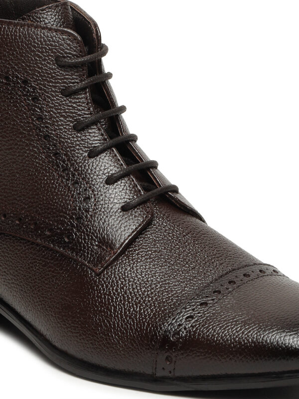 Men's Brown Texture Leather Lace-up Chukka Boots