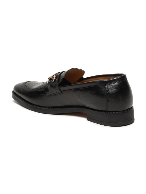 Men's Black Texture Slip-On Loafers With Buckle