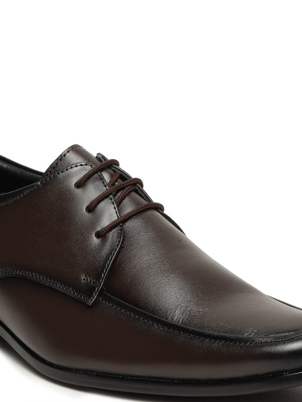 Men's Brown Solid Leather Lace-up Formal Shoes